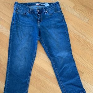 Great Used Condition Levi Cropped Jeans